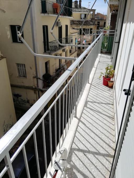 Old Town Stay Furnished Apartment Corfu  Extérieur photo